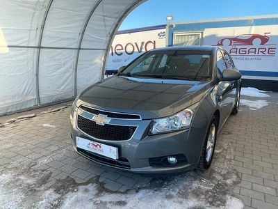 Begagnad Chevrolet Cruze 124 HK (91 kW) 2011 Grå Halvkombi