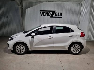 begagnad Kia Rio 5-dörrar 1.2 CVVT GLS 86hk 7000 mil Fin