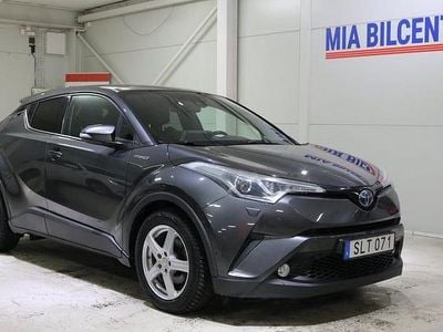 Begagnad Toyota C-HR Executive 122 HK (89 kW) 2017 Grå SUV