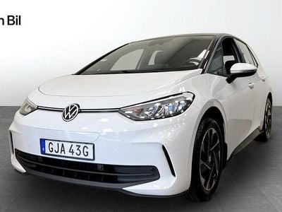 Begagnad VW ID.3 Pro 239 kW (326 HK) 2023 Vit Halvkombi