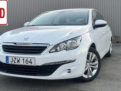 Begagnad Peugeot 308 SW Active 110 HK (80 kW) 2015 Vit Kombi