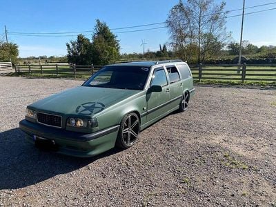 Nato grön Begagnad 1996 Volvo 850 Kombi | 120 000 kr