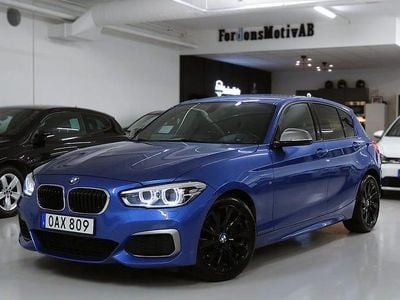 Begagnad BMW M135 M Sport 326 HK (239 kW) 2016 Blå Halvkombi