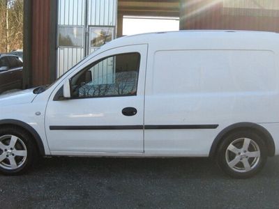 begagnad Opel Combo 1,3CDTI