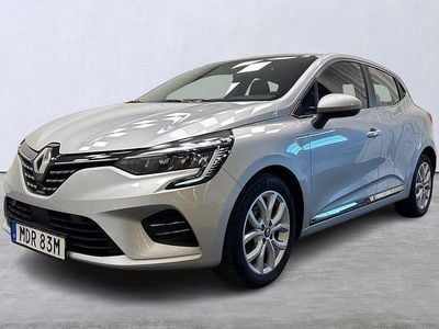 Begagnad Renault Clio V Intens 91 HK (66 kW) 2022 Silver Halvkombi