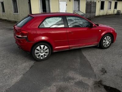 begagnad Audi A3 2.0 FSI Attraction, Comfort Euro 4