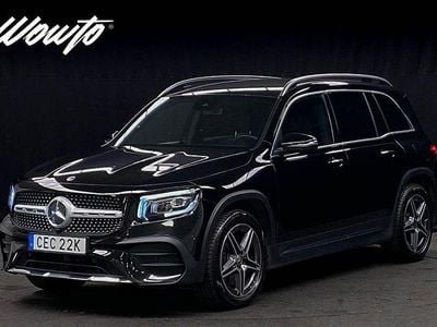Mercedes GLB220