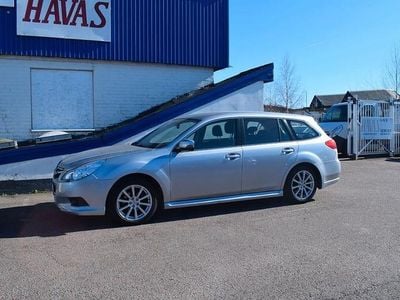 Begagnad Subaru Legacy 173 HK (127 kW) 2012 Silver Kombi