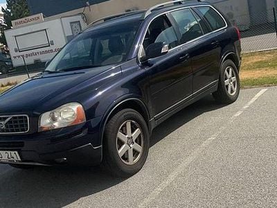 Begagnad Volvo XC90 185 HK (136 kW) 2007 Mörkblå metallic SUV