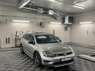 Begagnad VW Golf Alltrack 184 HK (135 kW) 2016 Kombi