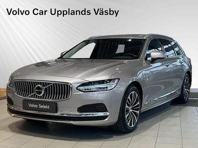 Grå Begagnad 2023 Volvo V90 Core Kombi | 419 900 kr (Marknadspris)
