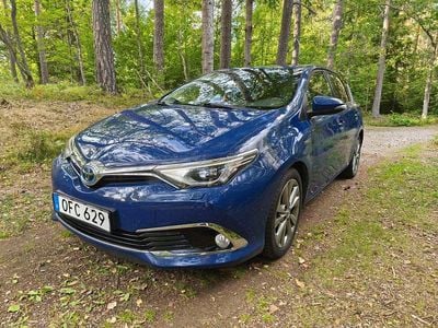 Toyota Auris Hybrid