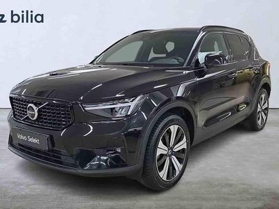 Svart Begagnad 2023 Volvo XC40 SUV | 434 000 kr