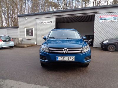 Mörkblå Begagnad 2011 VW Tiguan SUV | 105 000 kr (Lite dyr)