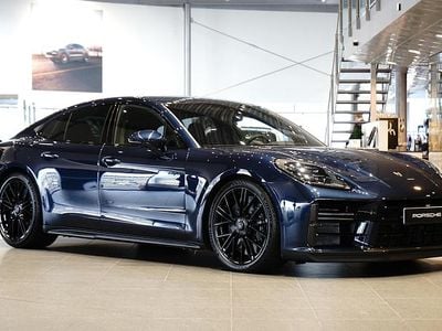 Ny Porsche Panamera Turbo E-Hybrid 2025 Sedan