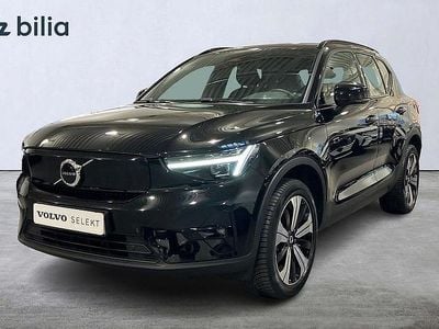 Svart Begagnad 2022 Volvo XC40 Plus SUV | 339 900 kr