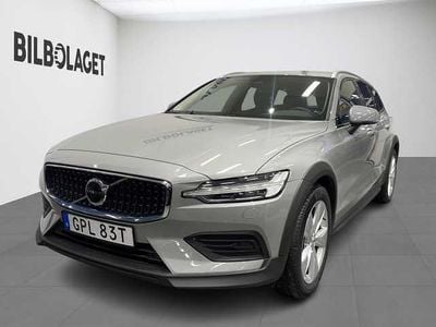 Begagnad Volvo V60 CC 250 HK (183 kW) 2024 Kombi