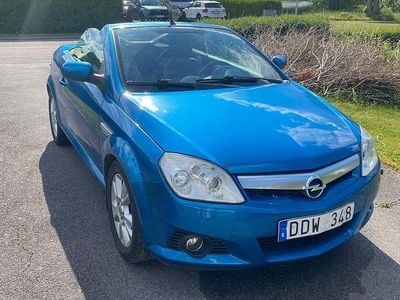 Begagnad Opel Tigra 90 HK (66 kW) 2006 Cab