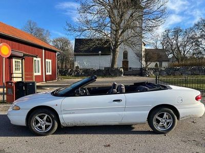 Vit Begagnad 2000 Chrysler Sebring Cab | 49 900 kr