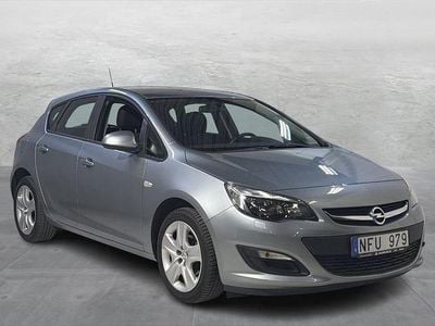 Begagnad Opel Astra 140 HK (102 kW) 2012 Grå Halvkombi