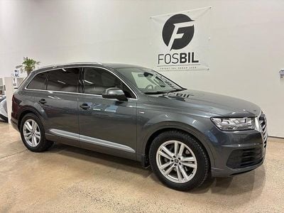 Grå Begagnad 2015 Audi Q7 S-Line SUV | 259 900 kr (Marknadspris)