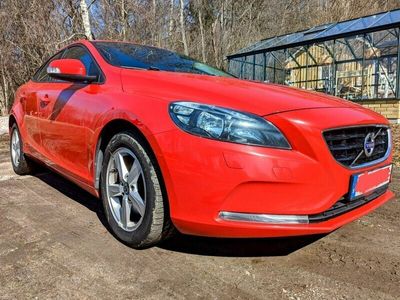 begagnad Volvo V40 D2 Kinetic Euro 6