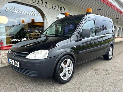 Begagnad Opel Combo 101 HK (74 kW) 2007 Svart Minibuss