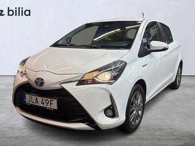 Begagnad Toyota Yaris Hybrid Active 73 HK (53 kW) 2019 Vit Halvkombi