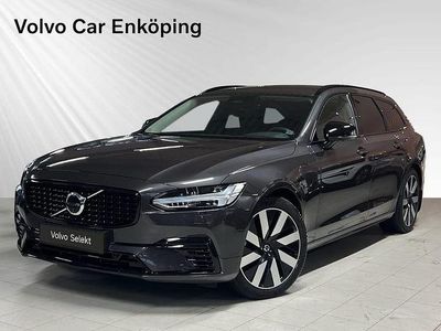 Grå Begagnad 2025 Volvo V90 Plus Kombi | 489 900 kr