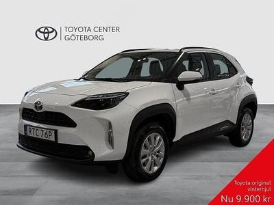 Vit Begagnad 2025 Toyota Yaris Cross Active SUV | 284 900 kr (Marknadspris)