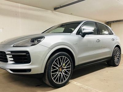begagnad Porsche Cayenne Hybrid Sportcrono pkt Luftfjädring 2020, SUV