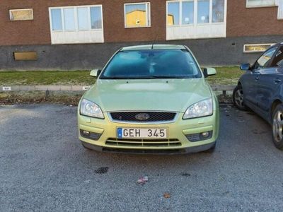 begagnad Ford Focus Kombi 1.8 Flexifuel Euro 4