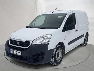 Vit Begagnad 2017 Peugeot Partner Minibuss | 69 000 kr (Bra pris)