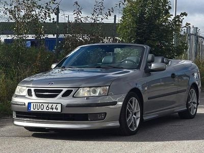Ljusgrå Begagnad 2004 Saab 9-3 Cabriolet Aero Cab | 89 900 kr (Marknadspris)