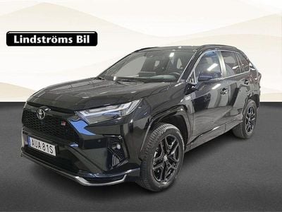 Svart Begagnad 2024 Toyota RAV4 Sport SUV | 569 900 kr (Marknadspris)