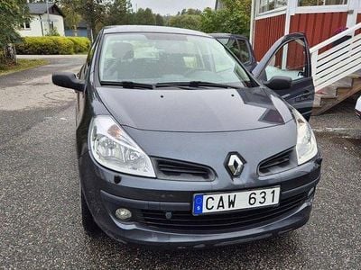 Renault Clio II
