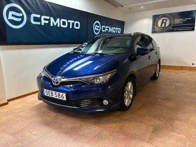 Blå Begagnad 2016 Toyota Auris Touring Sports Active Kombi | 139 900 kr (Lite dyr)
