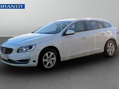 Begagnad Volvo V60 Summum 192 HK (141 kW) 2016 Vit Kombi