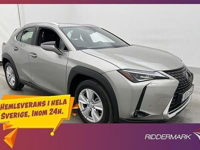 Ljusgrå Begagnad 2021 Lexus UX 250h SUV | 279 800 kr (Marknadspris)