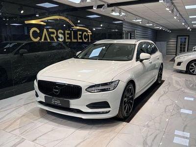 Vit Begagnad 2020 Volvo V90 Momentum Kombi | 229 900 kr (Marknadspris)