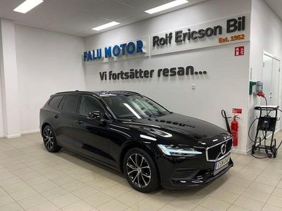 Svart Begagnad 2020 Volvo V60 Momentum Kombi | 239 500 kr (Marknadspris)