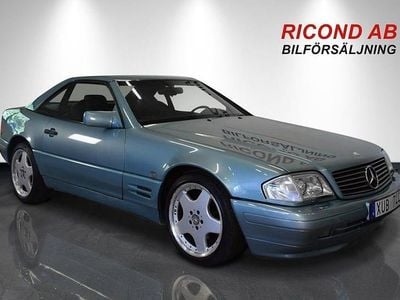 Ljusblå Begagnad 1996 Mercedes SL320 Cab | 179 900 kr