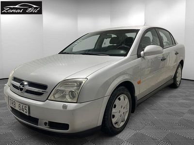 Grå Begagnad 2002 Opel Vectra Sedan | 19 900 kr (Lite dyr)