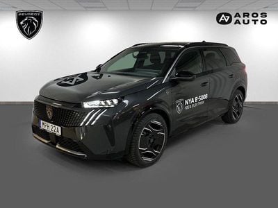 Peugeot e-5008