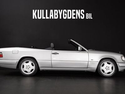 Grå Begagnad 1996 Mercedes E320 Cab | 499 000 kr