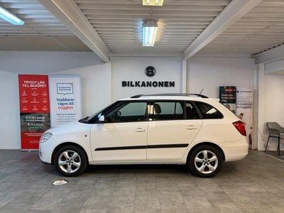 Vit Begagnad 2010 Skoda Fabia Kombi | 49 900 kr (Marknadspris)