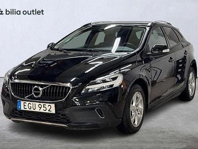 Begagnad Volvo V40 152 HK (111 kW) 2018 Svart Halvkombi