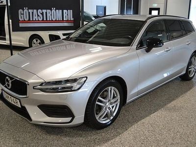 Begagnad Volvo V60 Momentum 190 HK (139 kW) 2020 Silvermetallic metallic Kombi