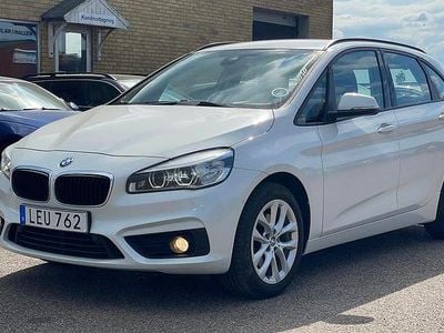 Vit Begagnad 2015 BMW 220 Advantage Kombi | 179 500 kr (Marknadspris)
