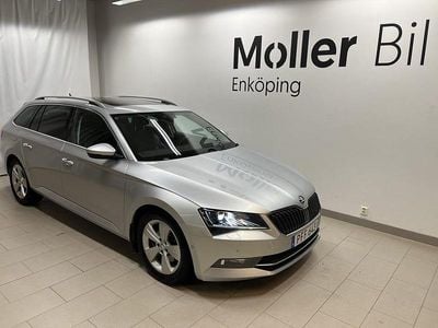 Silver Begagnad 2017 Skoda Superb LAURIN & KLEMENT Kombi | 189 000 kr (Marknadspris)